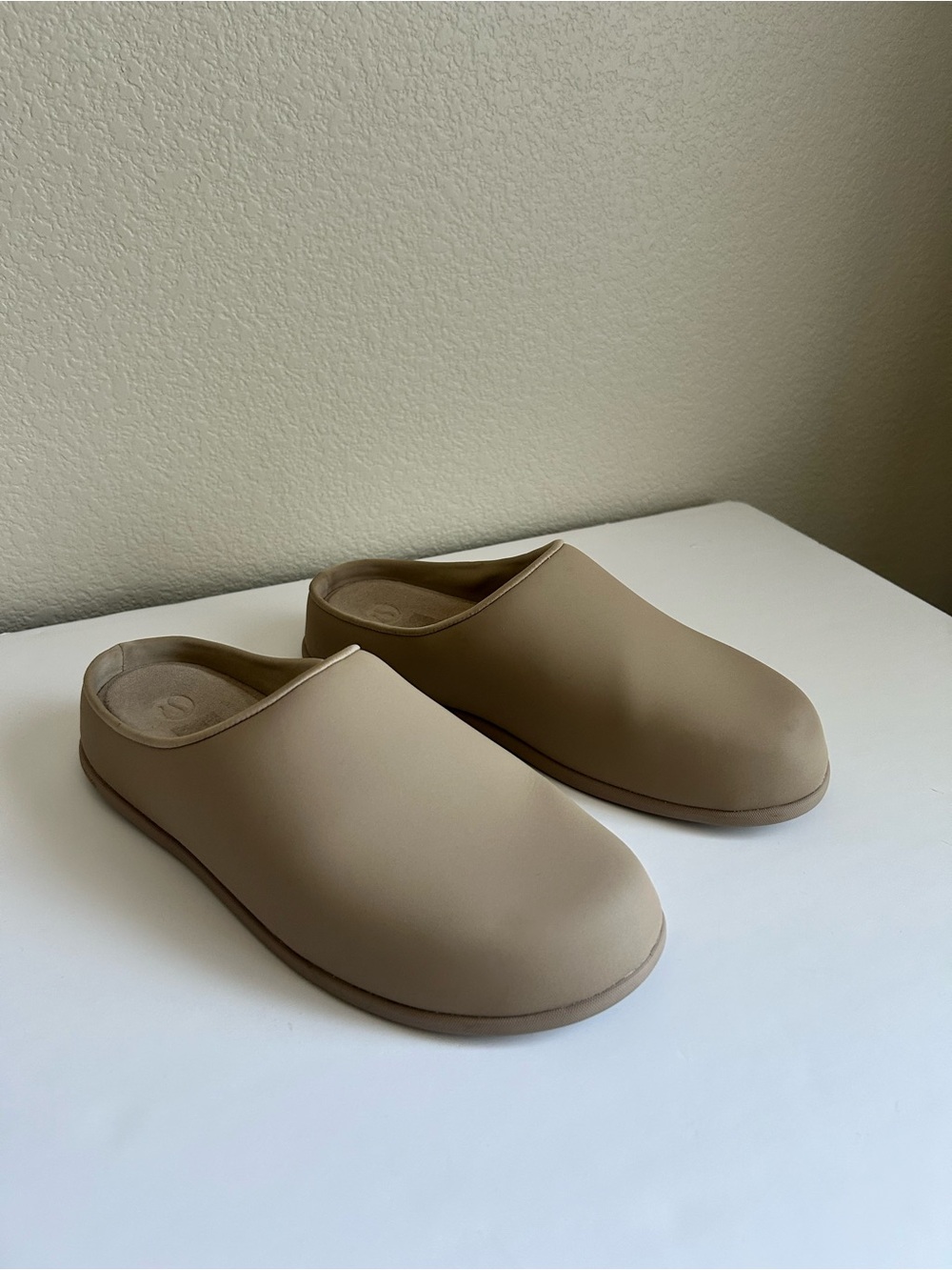 Lululemon Women's SwayDay Mule - Picture 2 of 14